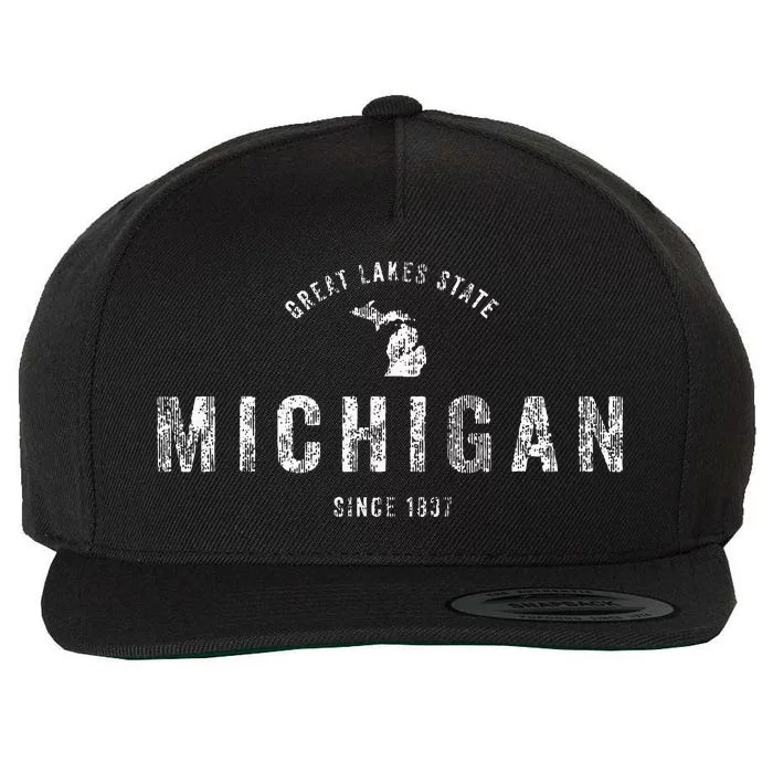 Michigan Vintage Sports Design Retro Mi Wool Snapback Cap