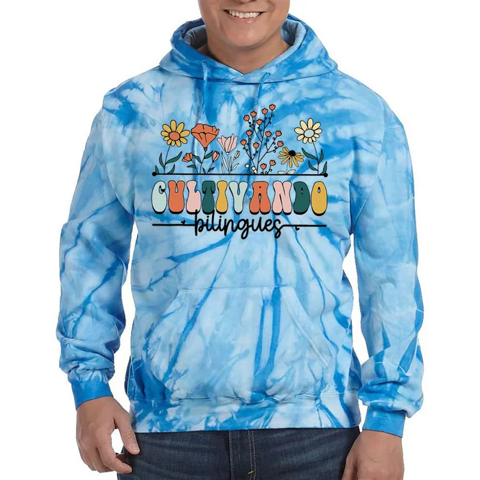 Maestra Wild Flowers Cultivando Bilingues Spanish Teacher Tie Dye Hoodie