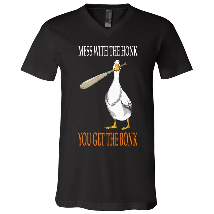 Mess With The Honk Goose Game Gamer Wooden Club Computer V-Neck T-Shirt