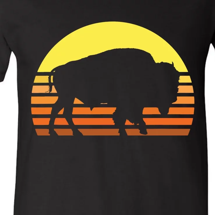 Native American Bison Buffalo Bull Western Indian Retro Sun V-Neck T-Shirt