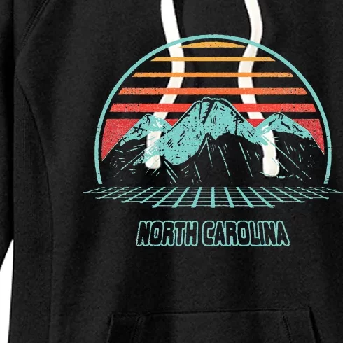 North Carolina Retro Mountain Hiking 80s Style Women's Fleece Hoodie