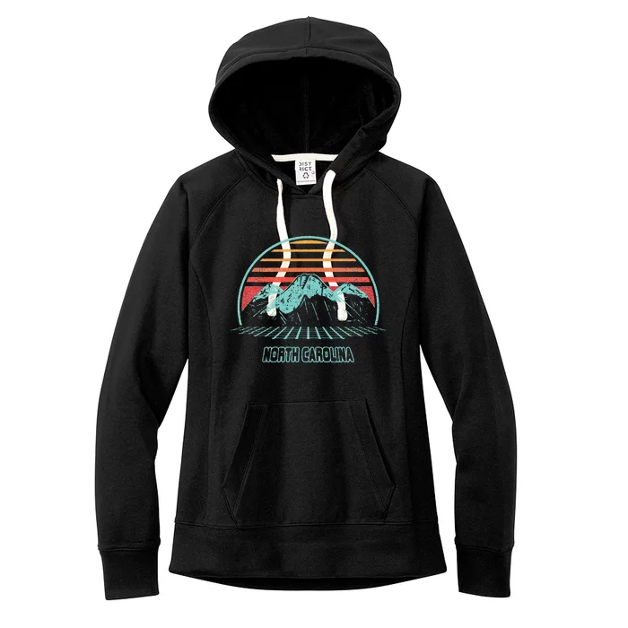 North Carolina Retro Mountain Hiking 80s Style Women's Fleece Hoodie