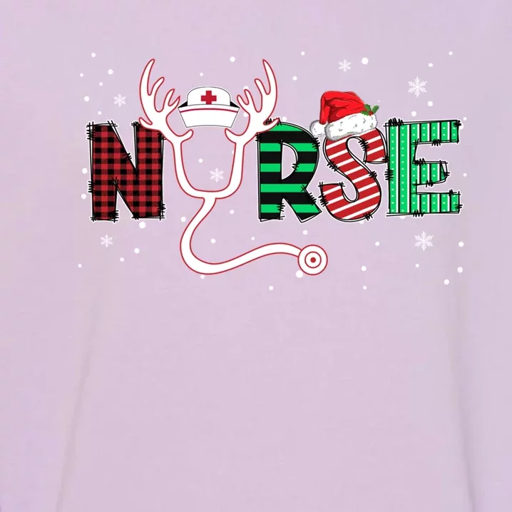 Nurse Christmas Stethoscope Nurses Xmas Scrub Top Meaningful Gift Garment-Dyed Sweatshirt