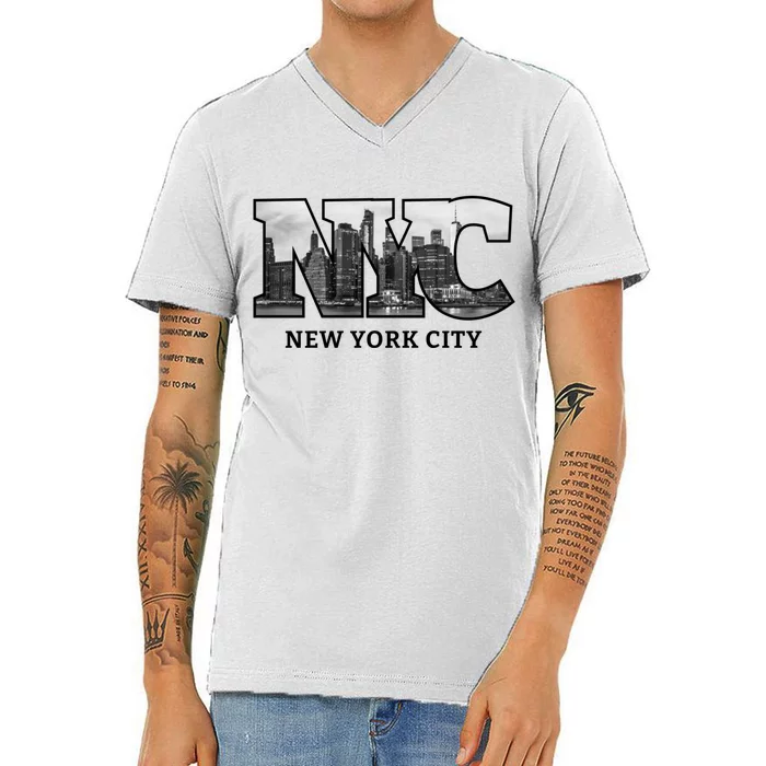 Nyc City Skyline Of Downtown New York City New York V-Neck T-Shirt