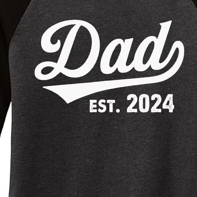 New Dad 1st Time Dad Est 2024 Promoted To Daddy Women's Tri-Blend 3/4-Sleeve Raglan Shirt