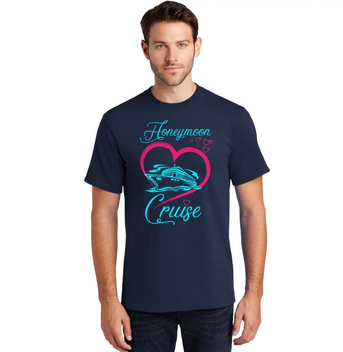 Newlywed FunLoving Couples Honeymoon Cruise Tall T-Shirt