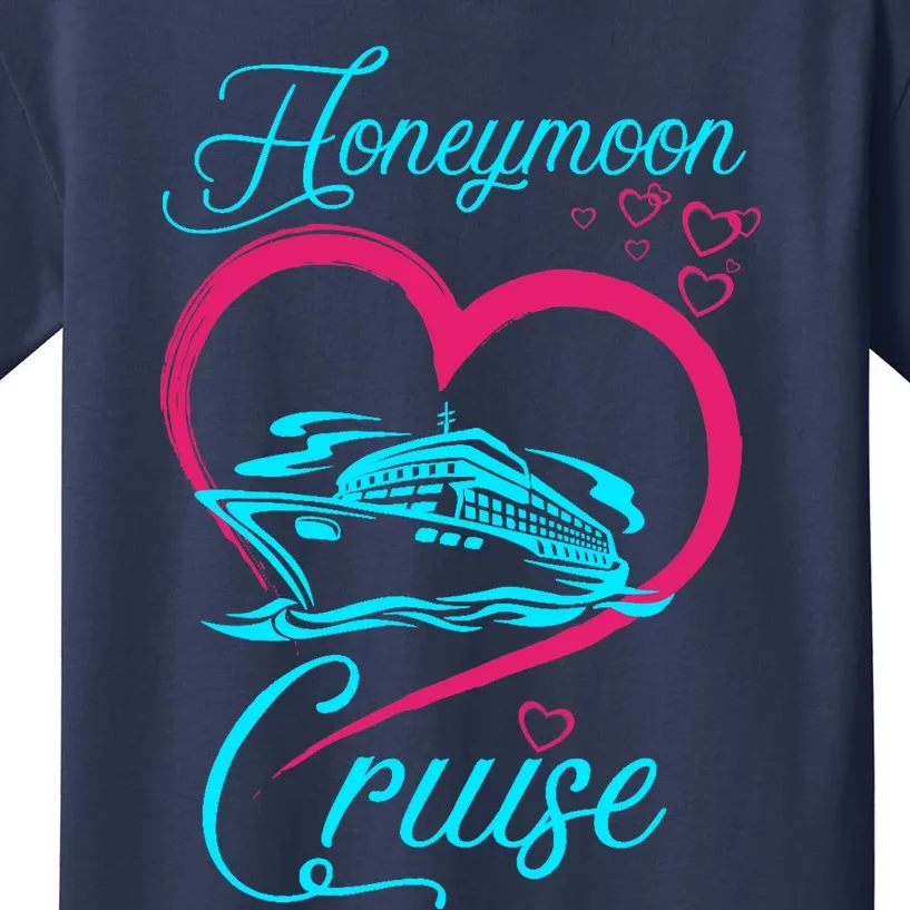 Newlywed FunLoving Couples Honeymoon Cruise Kids T-Shirt