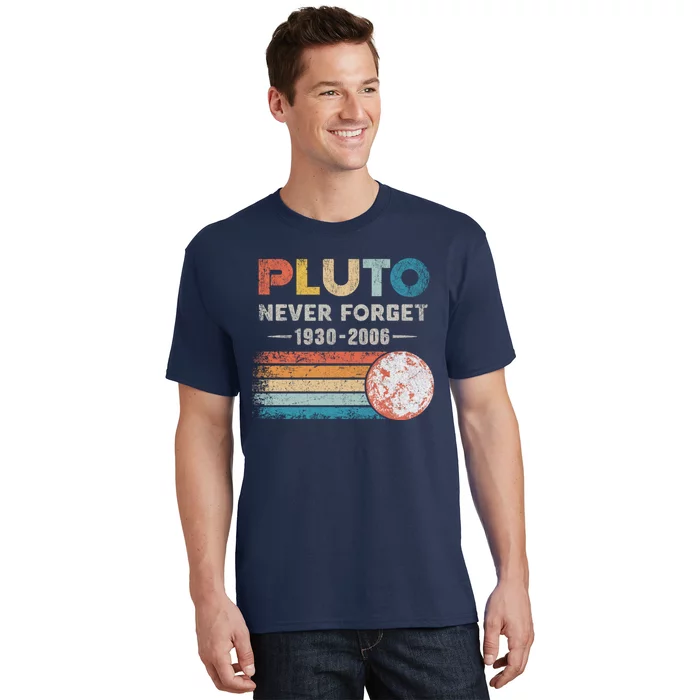 Never Forget Pluto Retro Style Funny Space Science T-Shirt