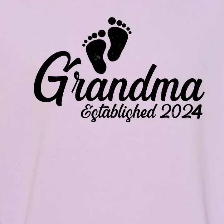 New Grandma Established 2024 Family Garment-Dyed Sweatshirt