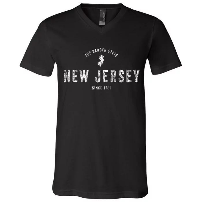 New Jersey Vintage Sports Design Retro Nj V-Neck T-Shirt