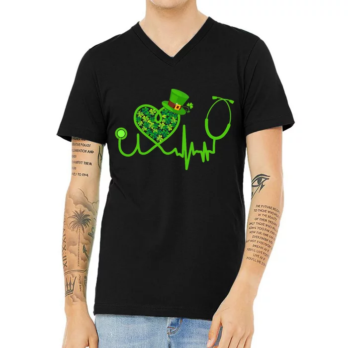 Nurse St Patricks Day Stethoscope Heartbeat Clover V-Neck T-Shirt