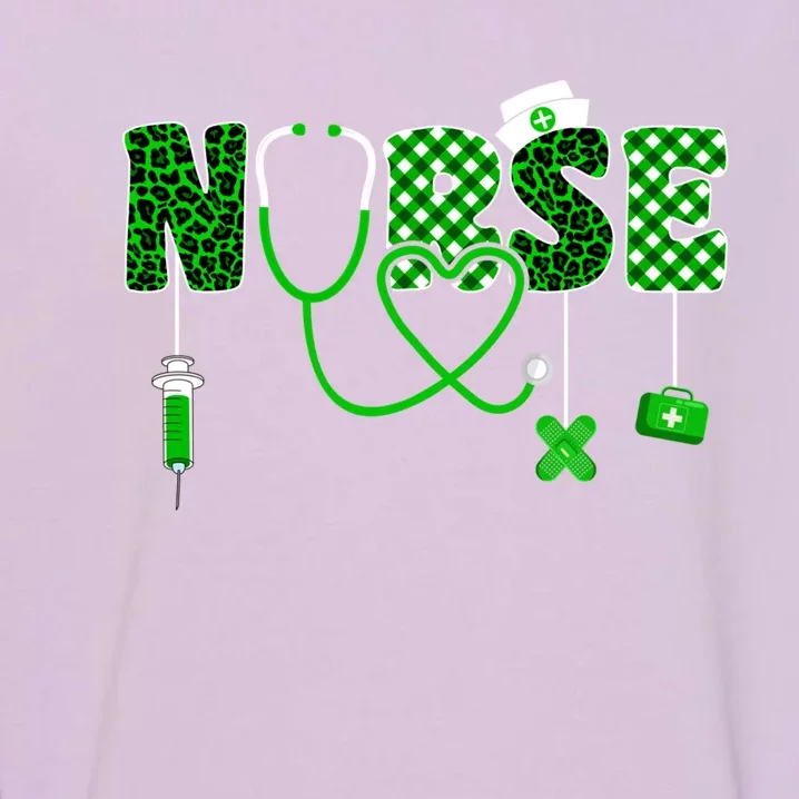 Nurse Saint Patricks Day Stethoscope Shamrock Leopard Irish Cool Gift Garment-Dyed Sweatshirt