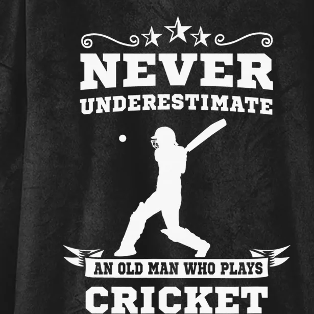 Never Underestimate An Old Man Who Plays Cricket Player Hooded Wearable Blanket