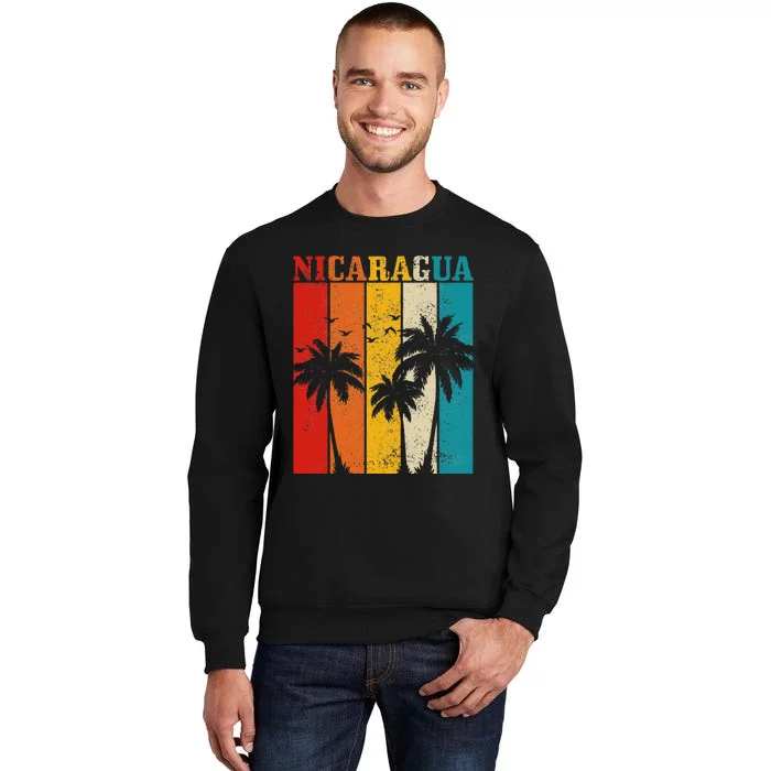 Nicaragua Vintage Palm Trees Surfer Nicaraguan Souvenir Nica Sweatshirt