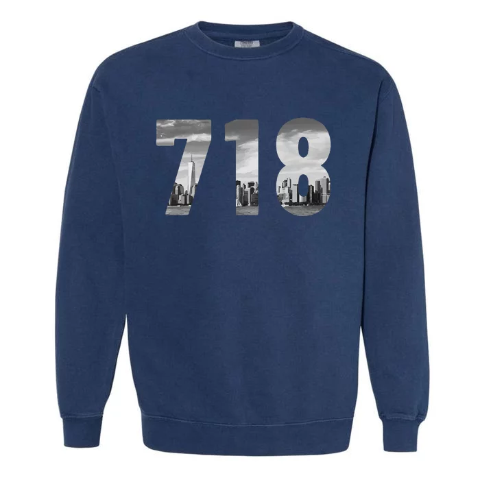 New York City 718 Area Code Skyline Queens Ny Nyc Vintage Garment-Dyed Sweatshirt