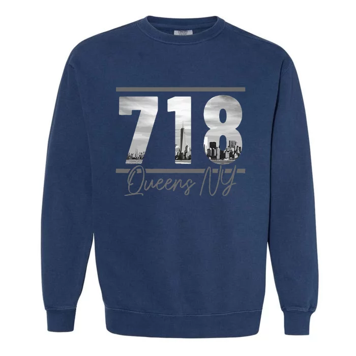 New York City 718 Area Code Skyline Queens Ny Nyc Vintage Garment-Dyed Sweatshirt