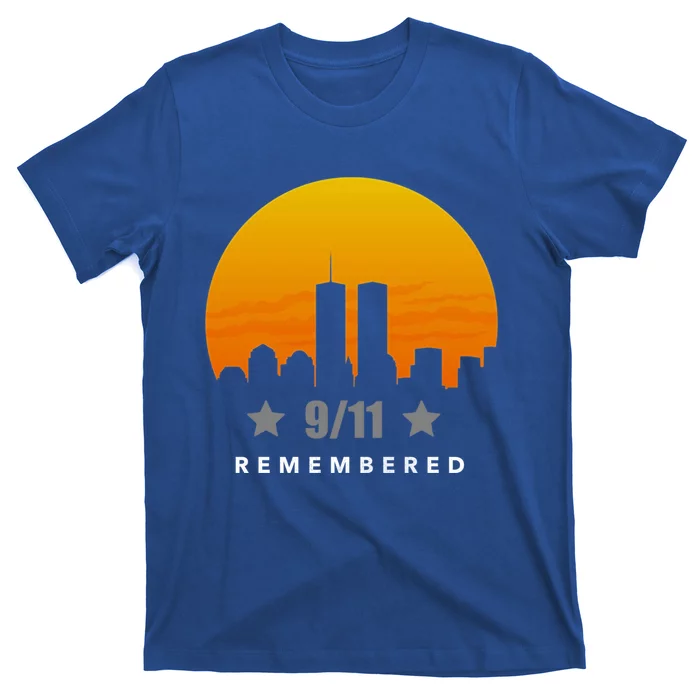 New York City Skyline In Retro Sunset For September Memorial Great Gift T-Shirt