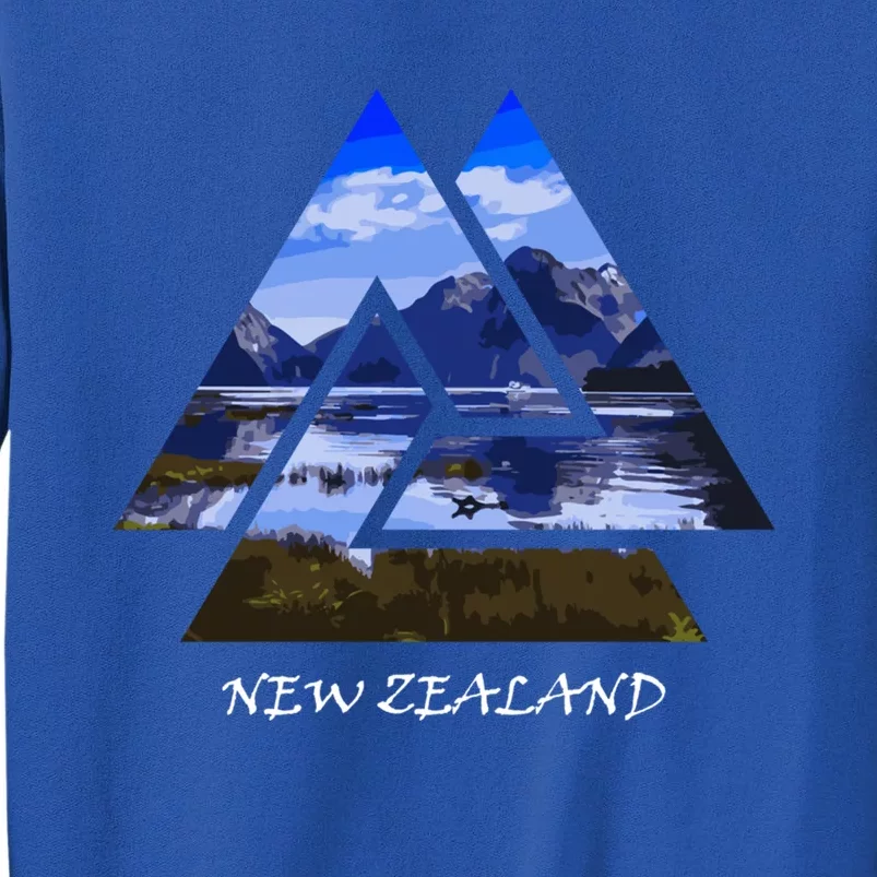 New Zealand Milford Sound Travel Gift Funny Gift Sweatshirt