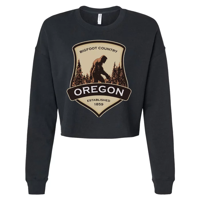 Oregon And A Bigfoot Or A Sasquatch Cropped Pullover Crew