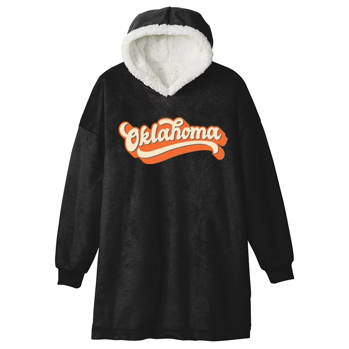 Oklahoma America Usa State Retro Hooded Wearable Blanket