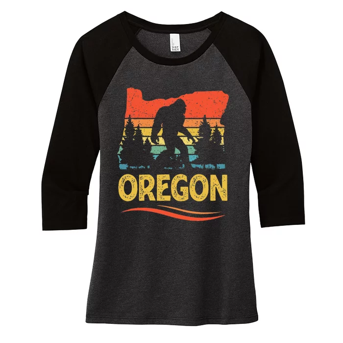 Oregon Bigfoot Oregon With A Bigfoot Or A Sasquatch Women's Tri-Blend 3/4-Sleeve Raglan Shirt