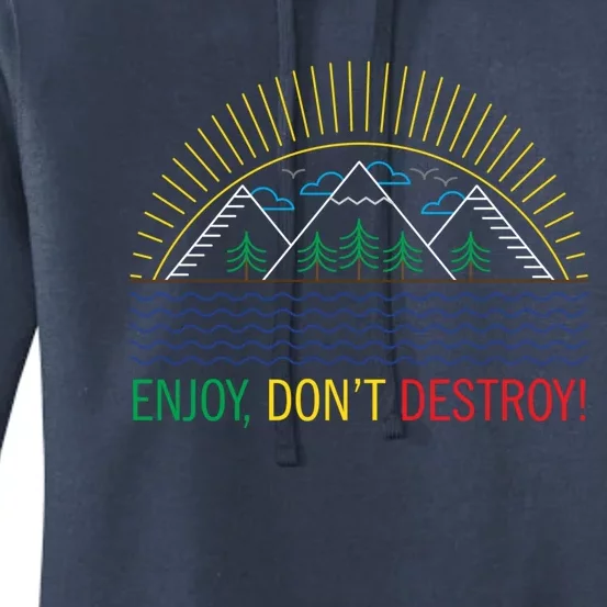 Outdoor Enthusiast Green Living Climate Change Save Earth Great Gift Women's Pullover Hoodie