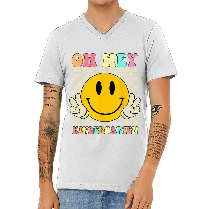 Oh Hey Kindergarten Hippie Smile Face Retro Back To School V-Neck T-Shirt