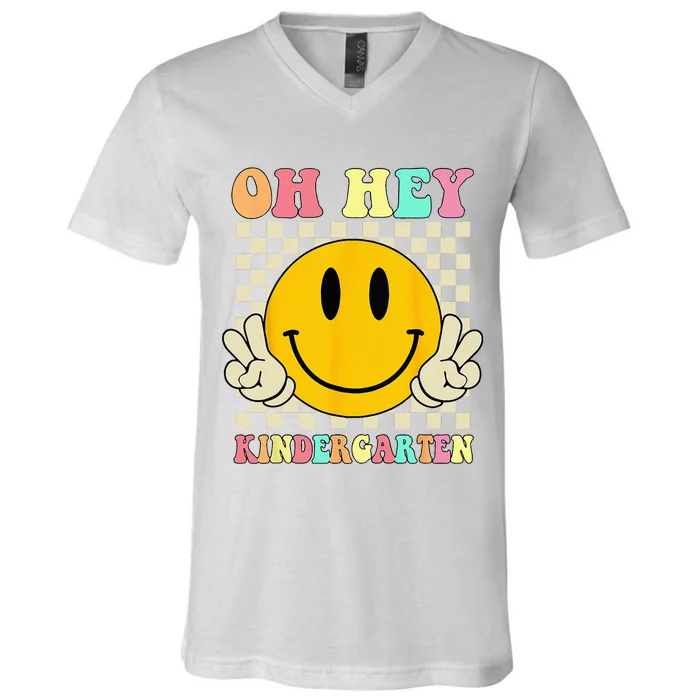 Oh Hey Kindergarten Hippie Smile Face Retro Back To School V-Neck T-Shirt