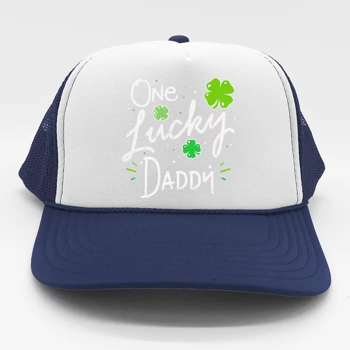 One Lucky Dad Matching St Patricks Day New Daddy Trucker Hat