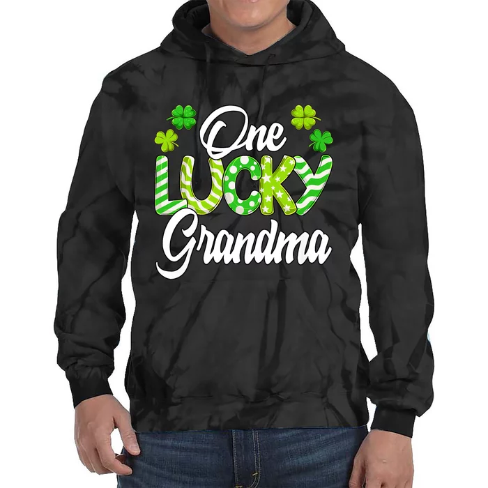 One Lucky Grandma Shamrock Irish Grandma St PatrickS Day Tie Dye Hoodie