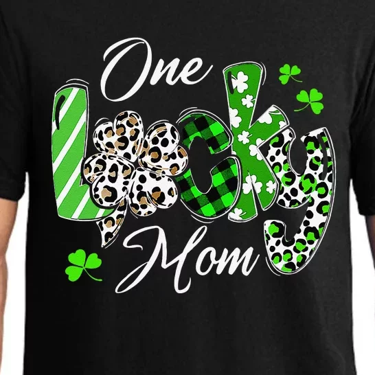 One Lucky Mom Leopard Shamrock Plaid Patrick Day Pajama Set