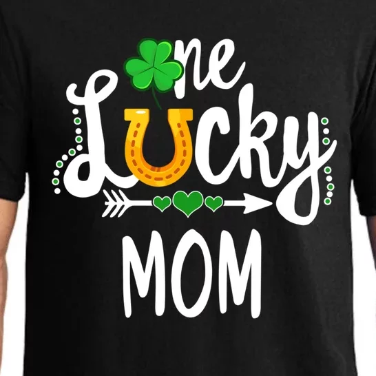 One Lucky Mom St Patricks Day Matching Mother Mommy Gift Pajama Set