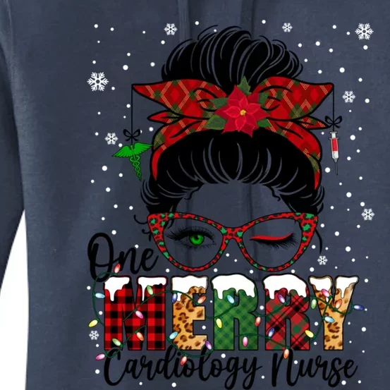 One Merry Cardiology Nurse Messy Bun Xmas Love Nurse Life Gift Women's Pullover Hoodie