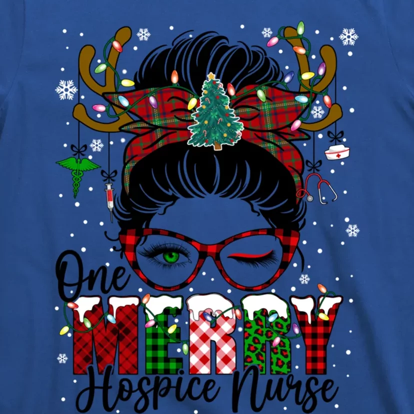 One Merry Hospice Nurse Messy Bun Christmas Love Nurse Life Cute Gift T-Shirt