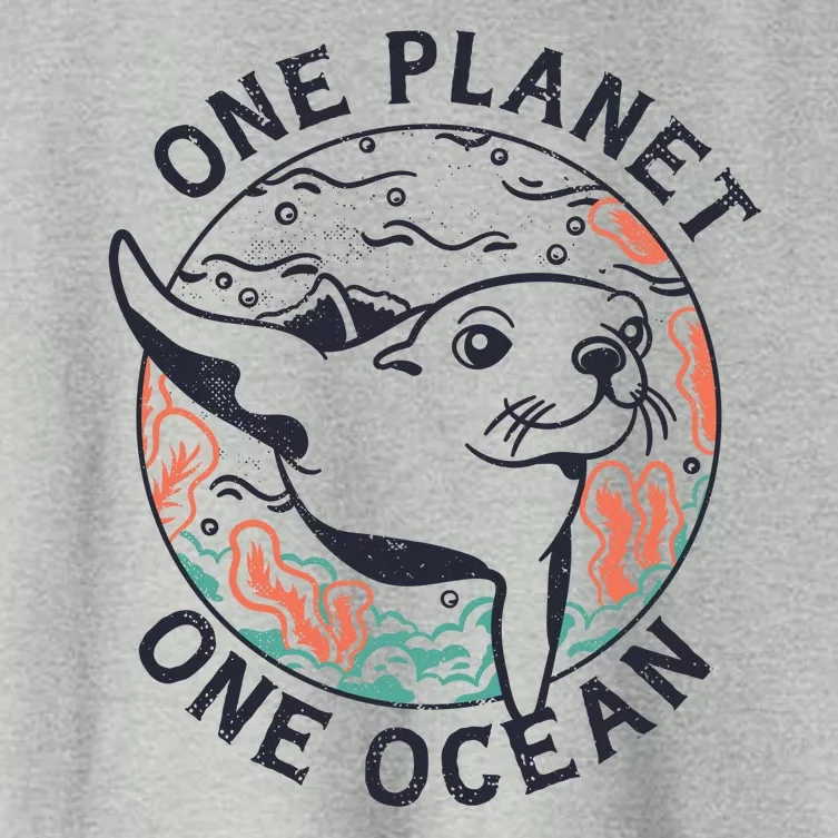 One Planet One Ocean Seal Women's Crop Top Tee