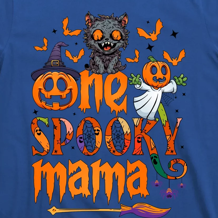 One Spooky Mama Funny Halloween Spooky Mama Black Cat Ghost Gift T-Shirt