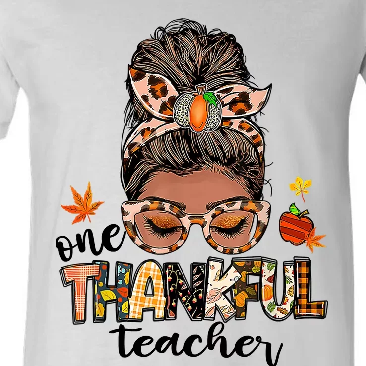 One Thankful Teacher Messy Bun Fall Thanksgiving V-Neck T-Shirt