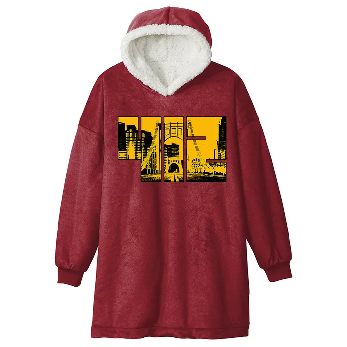 Pittsburgh 412 Steel City Skyline Pennsylvania Home Pride Hooded Wearable Blanket