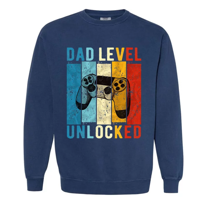 Pregnancy Announcement Dad Level Unlocked New Daddy Father Garment-Dyed Sweatshirt