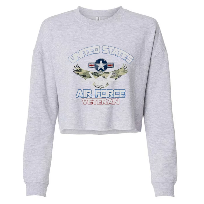 Proud Air Force Veteran Cute Gift Military Veterans Day Dad Papa Gift Cropped Pullover Crew