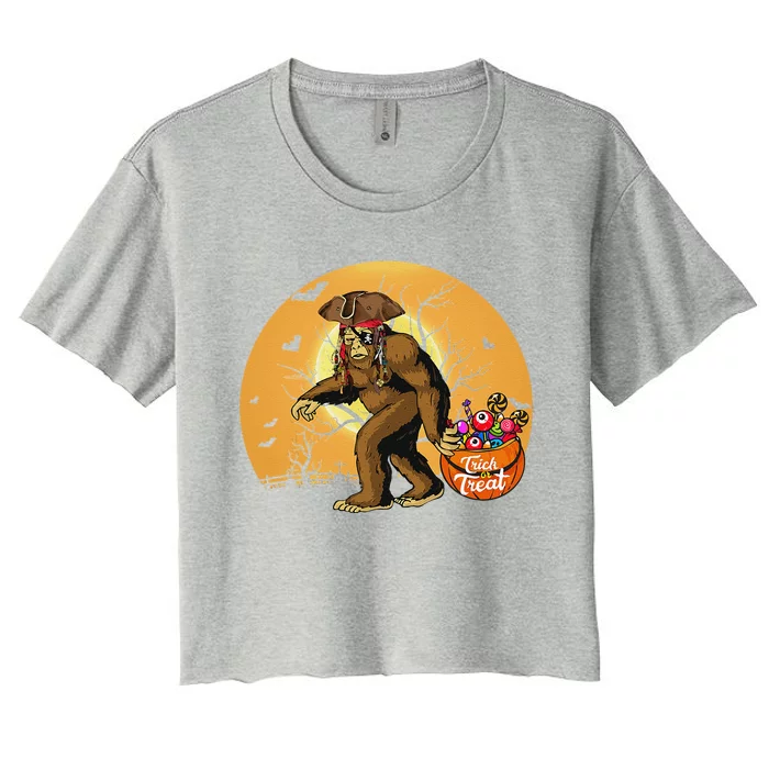 Pirate Bigfoot Halloween Costume Women's Crop Top Tee