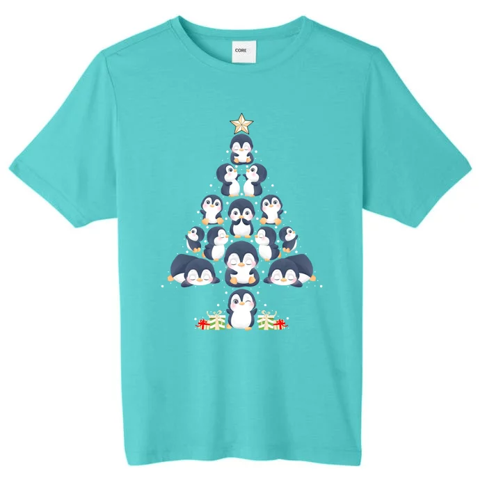 Penguin Christmas Tree Lights Santa Hat Penguin Lover Xmas Gift ChromaSoft Performance T-Shirt