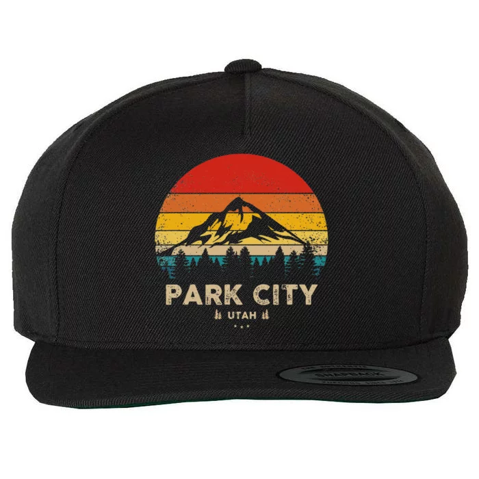 Park City Utah Ski Winter Sports Vintage Souvenir Skier Wool Snapback Cap