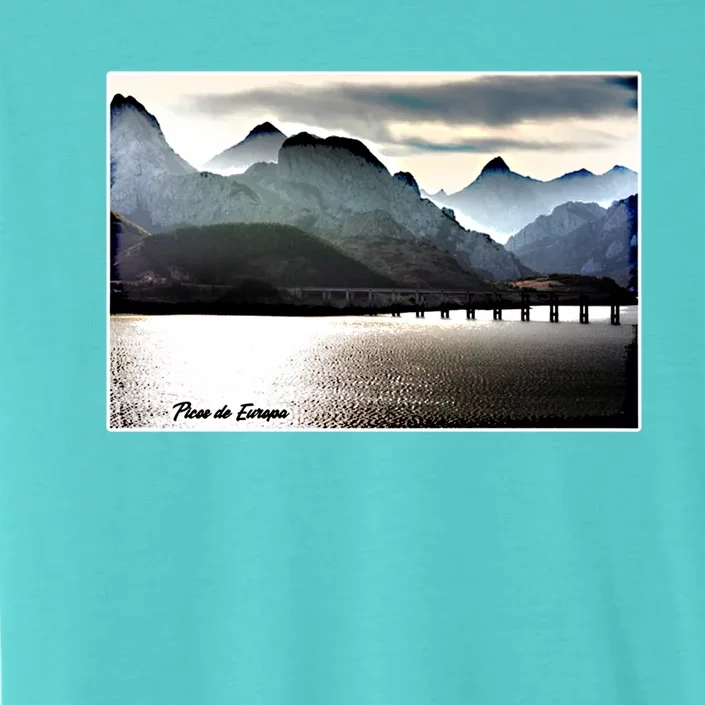 Picos De Europa Beautiful Earth Land And Sea Scapes Gift ChromaSoft Performance T-Shirt