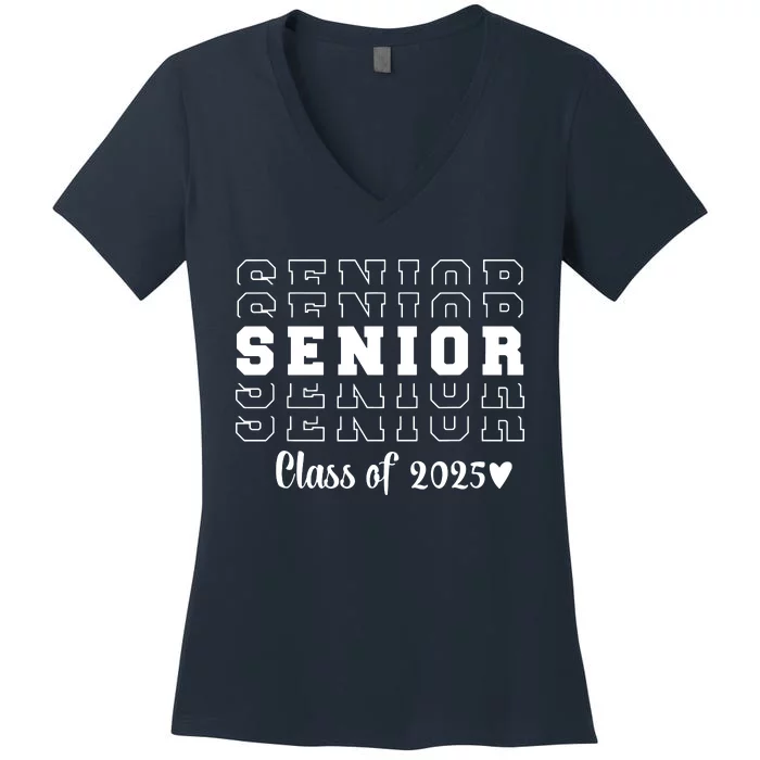 Proud Family Class Of 2025 Cute Heart Senior 2025 Women's V-Neck T-Shirt