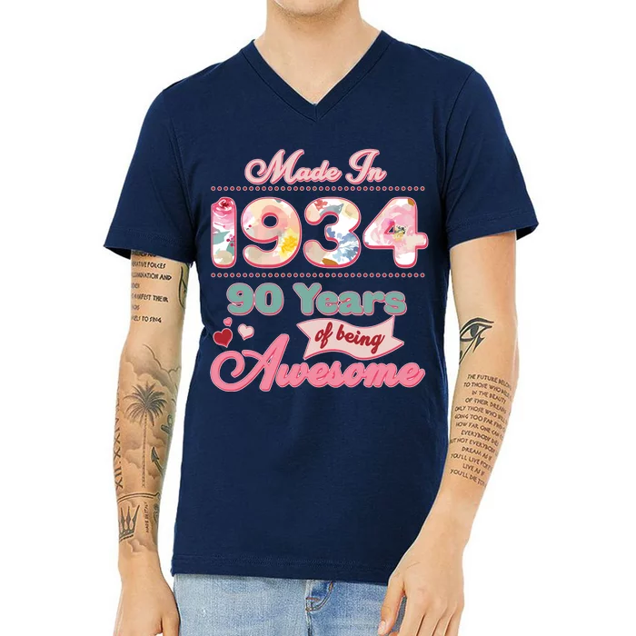 Pink Floral Made In 1934 90 Years Of Being Awesome Birthday V-Neck T-Shirt