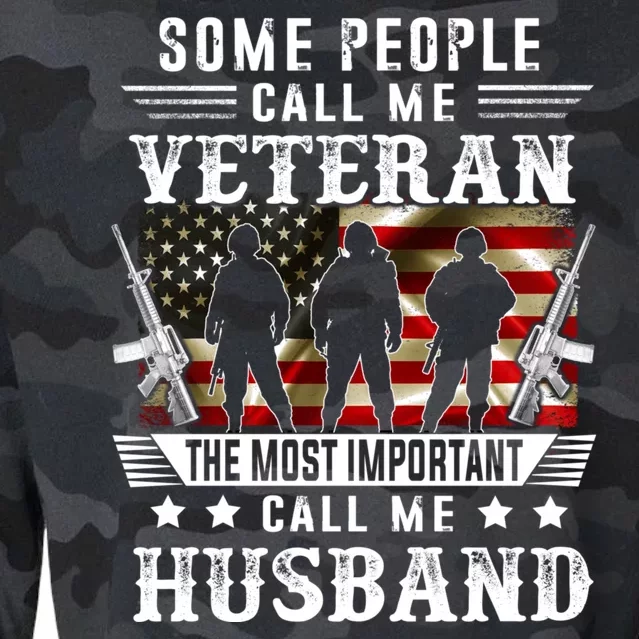 Proud Husband Veteran American Flag Gifts VeteranS Day Cropped Pullover Crew