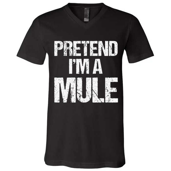 Pretend I'm A Bat Funny Lazy Halloween Costume V-Neck T-Shirt