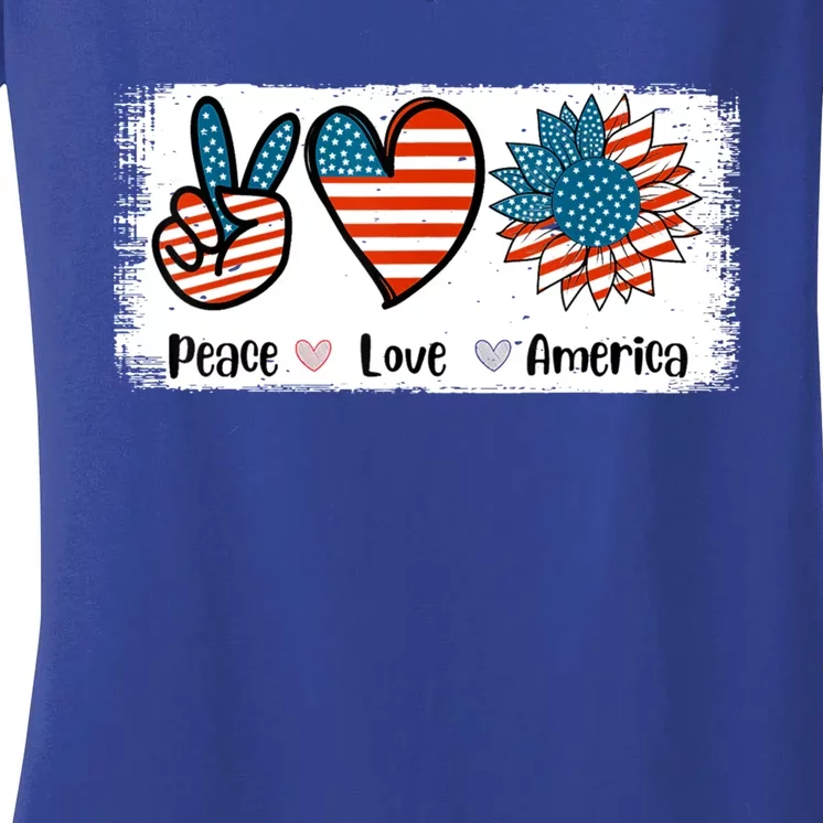 Peace Loves America Us Flag Fourth 4th Of July Patriot Great Gift Women's V-Neck T-Shirt