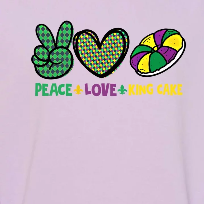 Peace Love King Cake Funny Mardi Gras King Cake Party Outfit Funny Gift Garment-Dyed Sweatshirt